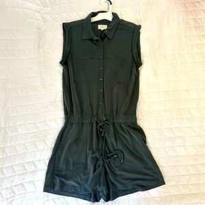 Lou & Grey Dark Green Sleeveless Romper